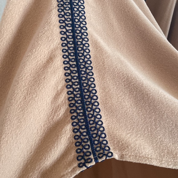 Moroccan Embroidered Cape - Picture 3 of 6